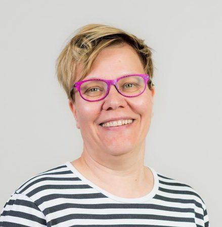 Korjausneuvoja Nina Leinon kuva.