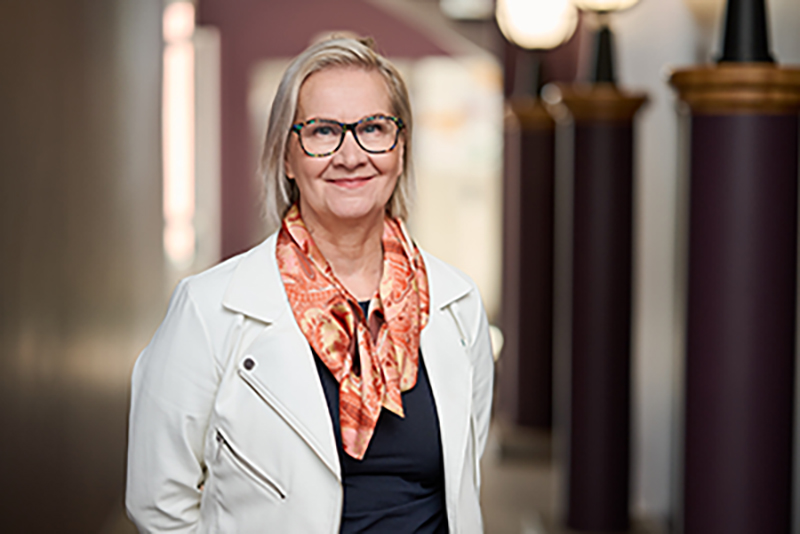 Vanhustyön keskusliiton toiminnanjohtaja Anni Lausvaara.