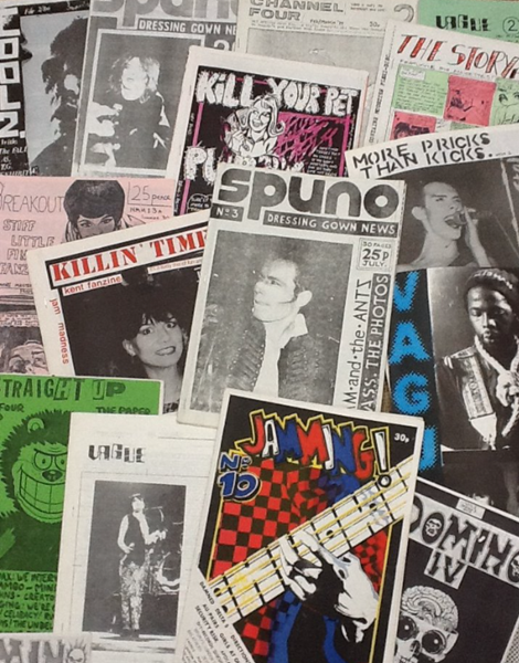 Kuvassa useita etukansia askarrelluista aikakausilehdistä. 